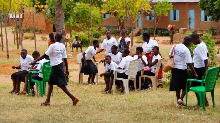 Wanafunzi wanafanya maigizo